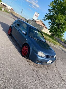 Volkswagen Golf IV - 2