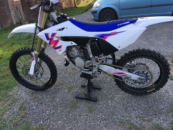 Yamaha YZ 125 2024 limitet edition 50years TOP STAV - 2