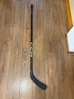 Hokejka Ccm ribcore trigger 9 pro - 2