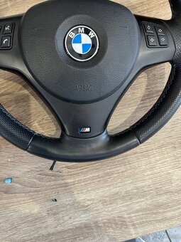 Prodám Mpaket volant z E92 - 2