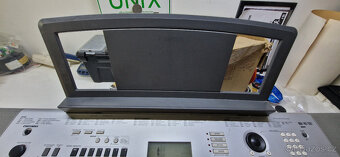 Klávesy Yamaha DGX 230 - 2