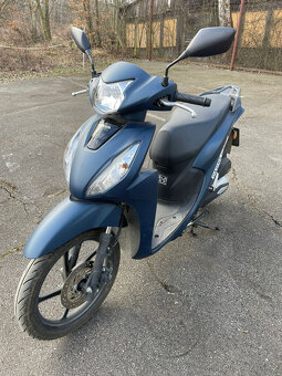 Pronájem skútr Honda Vision - 2