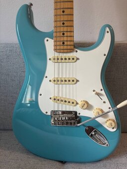 Fender Player II Stratocaster SSS - 2