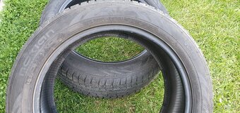 Zimní pneu Nokian 215/50 R17 - 2