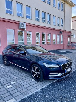 Volvo V90 2.0/110kw D3, Inscription, AWD, zánovní vůz - 2