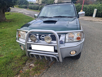 Nissan Navara D22 2.5 TDI Double-Cab - 4x4, závěs 98kW - 2