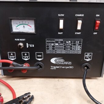 Prodám profi nabíječku se startovacím zdrojem - 2