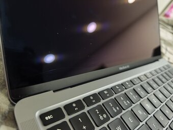 Prodam Apple Macbook Air 13" 2020 - 2