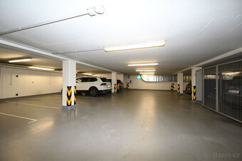 Pronájem garážového stání - Ježovská 303 Praha 5 - 2