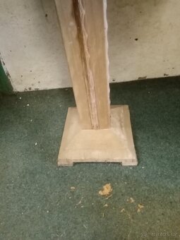 Starožitný stolek ovál - 2