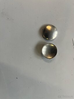 Krytky kotvícího materiálu - 2