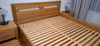 Celomasivni dubová manželská postel - 2