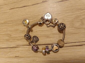 Pandora a 2 náramky zdarma - 2