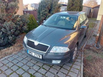 Škoda Octavia Combi II - 2