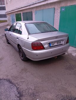 Honda Accord 2.0 vtec - 2