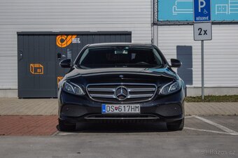Mercedes-Benz E trieda Sedan E220d A/T / ŤAŽNÉ / KAM. / TEMP - 2