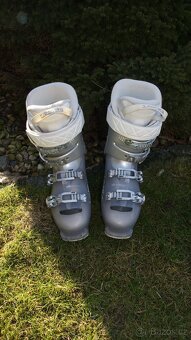 Lyžáky Lange - vel. 24 - 24,5 - 2