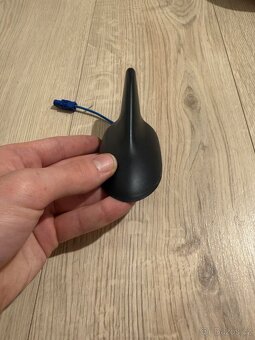 Opel Astra J Facelift - anténa navigace, GPS - 2