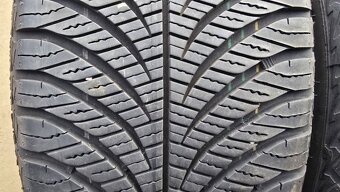 Celoroční pneumatiky 215/55/17 Good Year - 2