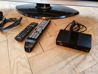 Starší televize Samsung + set-top box Tesla - 2