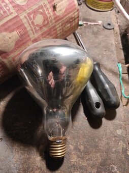Topné žárovky 150 w - 2
