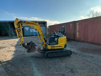 Mini rypadlo New Holland E18 - 2
