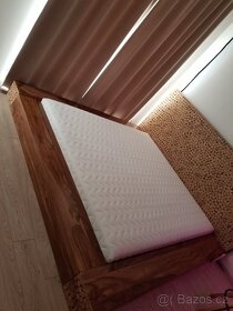 Luxusní velká postel 180x200 se zabudovaným roštem matrací - 2