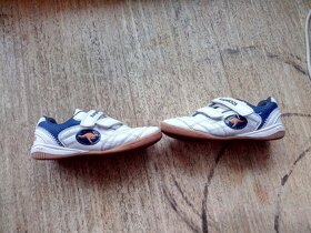 Dětské sálové boty Kangaroos, vel 31 - 2