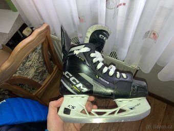 Brusle CCM Tacks AS-570 JR - 2