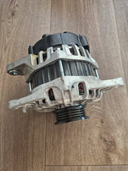 Alternátor Kia/Hyundai/Mercedes - 2