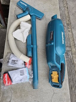 Makita 18V DCL182 na baterky Vysavač + Extra - 2