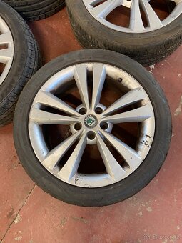 Prodám dvě sady ALU kol Škoda Octavia II - 2