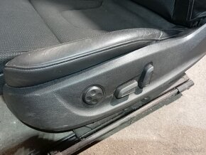 Sedačky S line Audi A5 - 2