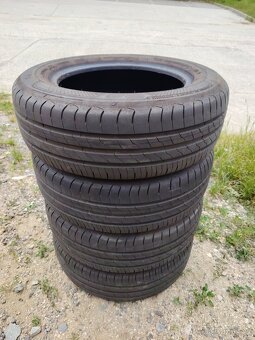 Sada letních pneu Goodyear 195/65 R15 - 2