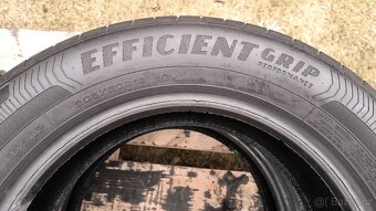 Zánovní pneu Goodyear 205/60 R16 - 2