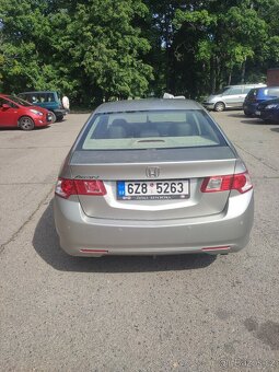 Honda Accord - 2
