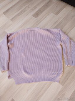 Moderní svetr vel : L - XL - 2