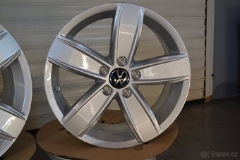 5x112 R17 Hliníkové disky Originál VW model Corvara - 2