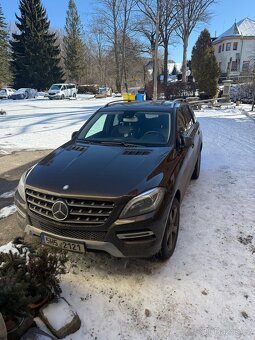 Ml 350 3.0. SUV 190 Kw bluetec 4matic hnědá metalíza - 2