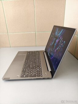 Herní notebook i7/20GB ddr4/GTX1650/1TBssd Windows 11 - 2