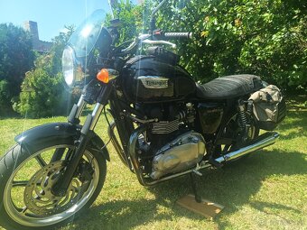 Triumph Bonneville T100 SE - 2