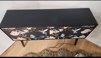 Designová skříňka/komoda - 2