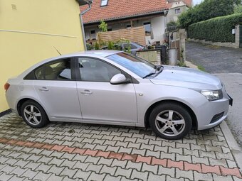 Prodám Chevrolet Cruze 1.6 16V 83kw - 2