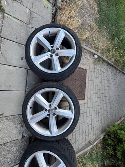 5x112 R18 Zimní pneu - 2