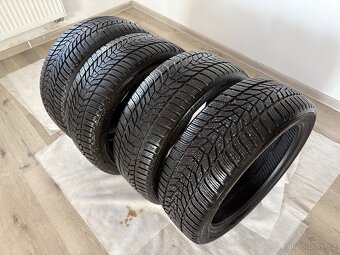 Zimní pneu 4ks Hankook 215/45 R18 93V - 2