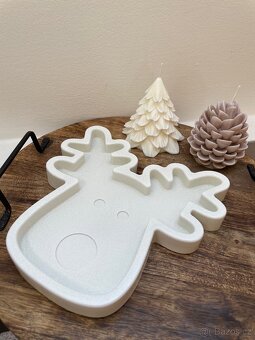 Dekorativni tac ve tvaru Sobika / 220,- NOVÝ - 2