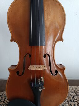 Housle - 2