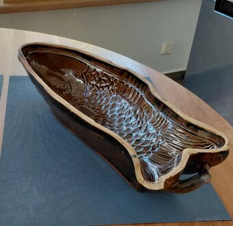 staré keramické nádobí - 2