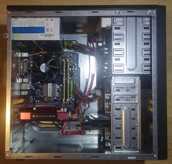 Predám starší PC Core 2 Quad 2,4GHz (05) - 2