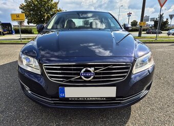 VOLVO S80 D4 120 KW 5-VÁLEC XENON NAVI MANUÁL  1MAJITEL - 2